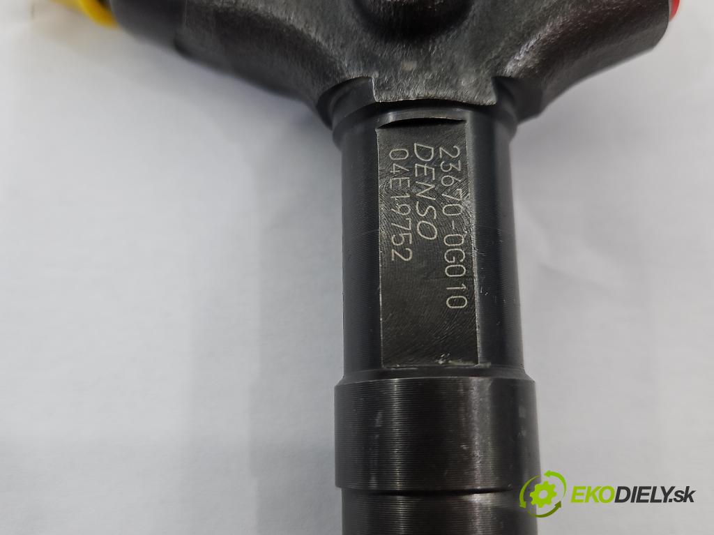 Toyota Avensis II T25 2003-2008 2.0 D4D 116 HP manual 85 kW 1995 cm3 4- vstrek 23670-0G010 (Vstrekovače)