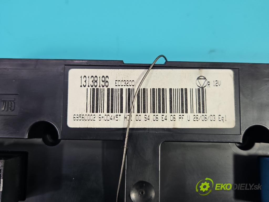 Opel Signum 3.0 cdti 177 HP automatic 130 kW 2959 cm3 5- panel kúrenia 13138196