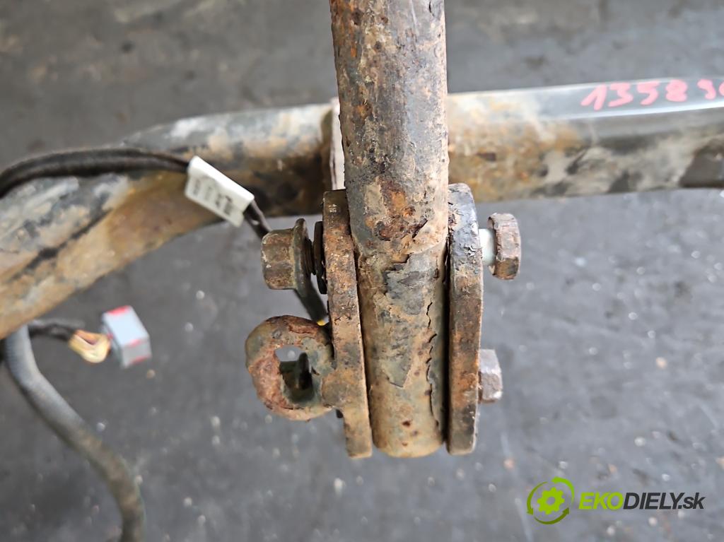 Citroen C4 Picasso I 2006-2013 1.6 16V 120 hp manual 88 kW 1598 cm3 5- oko tažné  (Tažná zařízení)