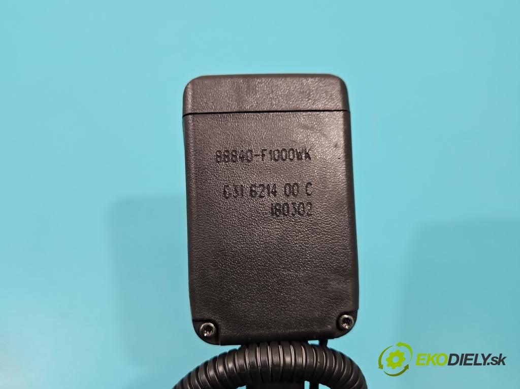 Kia Sportage IV 2015-2021 1.6 GDI 132 hp manual 97 kW 1591 cm3 5- stěna bezpečnost přední pravý 88840-F1000WK