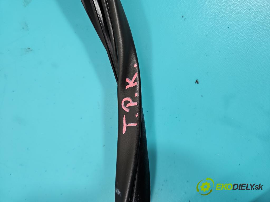 Kia Sportage IV 2015-2021 1.6 GDI 132 hp manual 97 kW 1591 cm3 5- Těsnění: dveře zadní pravé  (Ostatní)