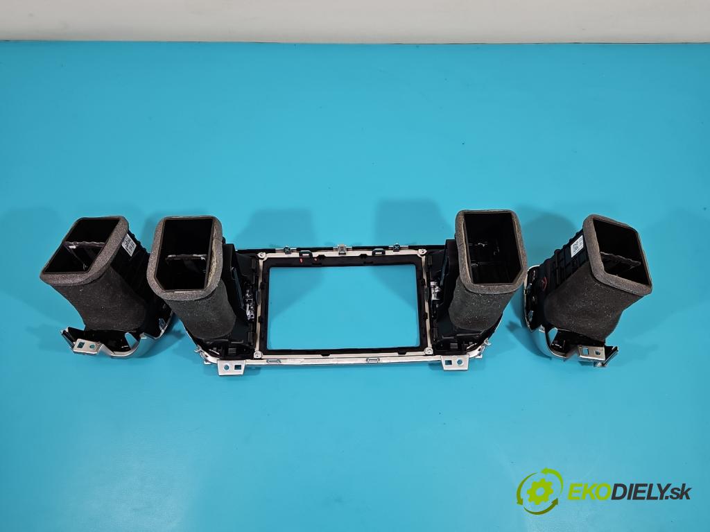 Kia Sportage IV 2015-2021 1.6 GDI 132  HP manual 97 kW 1591 cm3 5- Mřížka: kúrenia stredová 97410-F1000 (Mriežky kúrenia (fukáre))