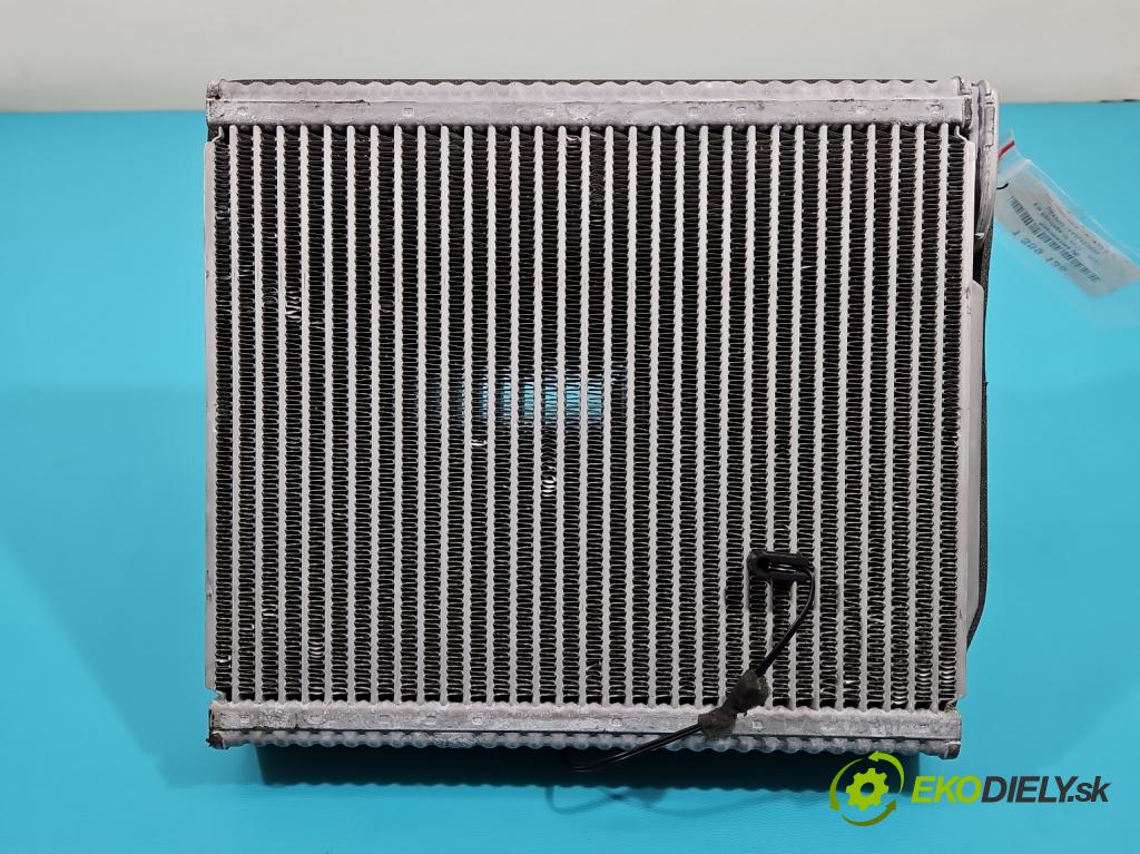 Kia Sportage IV 2015-2021 1.6 GDI 132 hp manual 97 kW 1591 cm3 5- radiátor  (Radiátory topení)