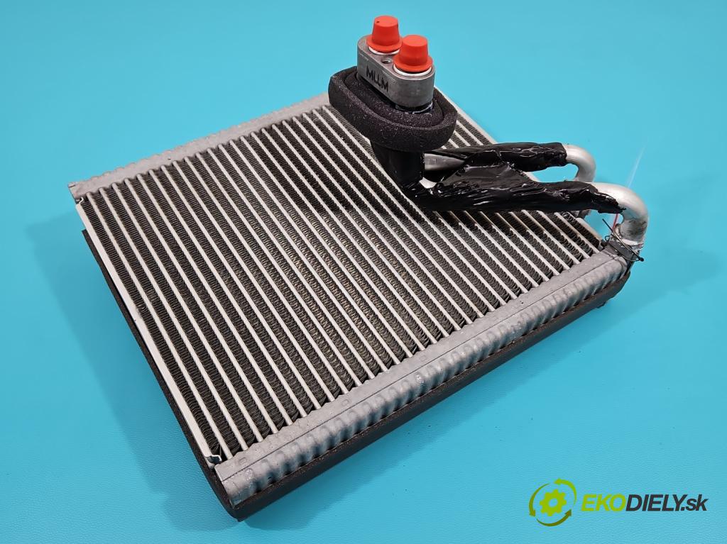 Kia Sportage IV 2015-2021 1.6 GDI 132 hp manual 97 kW 1591 cm3 5- radiátor  (Radiátory topení)