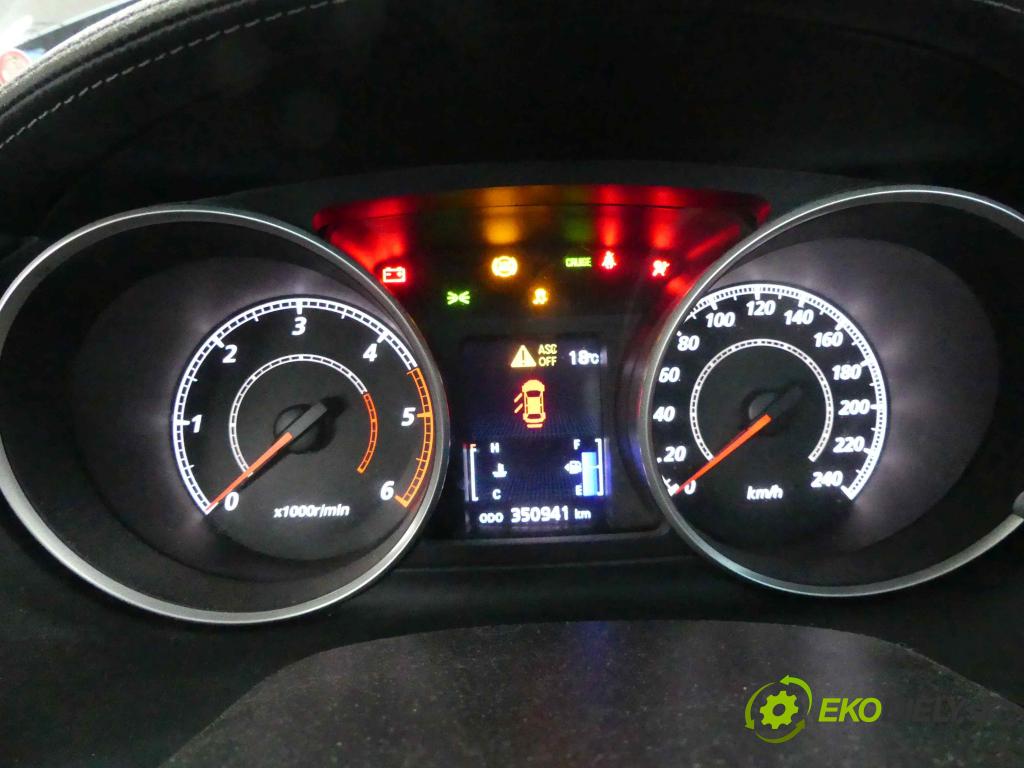 Mitsubishi Outlander II 2006-2013 2.0 DI-D 140 HP manual 103 kW 1968 cm3 5- prístrojovka/ budíky 8100B202 (Prístrojové dosky, displeje)