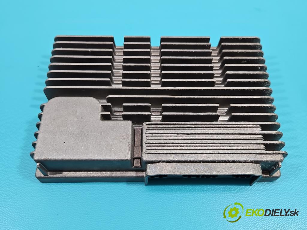 Jeep Renegade 2014- 2.0 CRD 140 HP manual 103 kW 1956 cm3 5- Zesilovač: 51953269 (Zosilňovače)