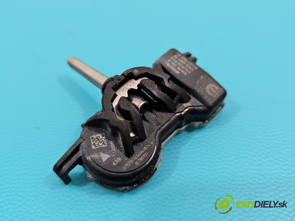 Jeep Renegade 2014- 2.0 CRD 140 hp manual 103 kW 1956 cm3 5- snímač tlaku pneumatika 53305555 (Snímače tlaku v pneumatikách)