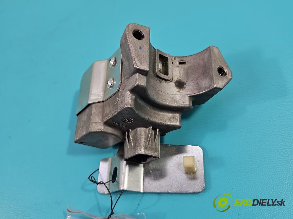 Hyundai Ix35 2.0 16v 163 HP manual 120 kW 1998 cm3 5- Blokáda: řízení: 81900-2P710 (Ostatné)