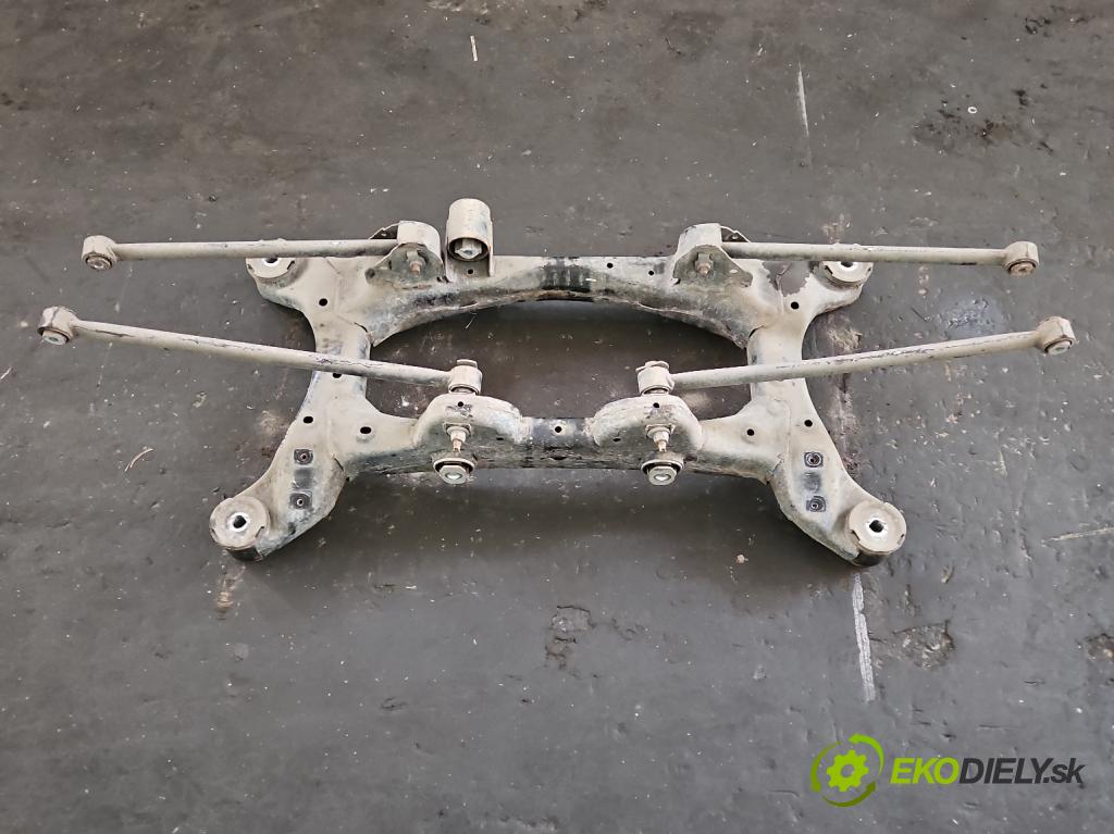 Jeep Renegade 2014- 2.0 CRD 140 hp manual 103 kW 1956 cm3 5- zadní výztuha  (Výztuhy zadní)