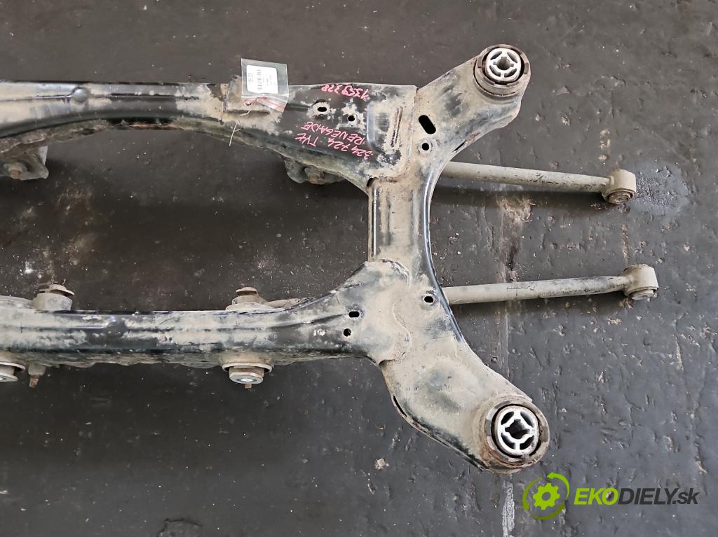 Jeep Renegade 2014- 2.0 CRD 140 hp manual 103 kW 1956 cm3 5- zadní výztuha  (Výztuhy zadní)