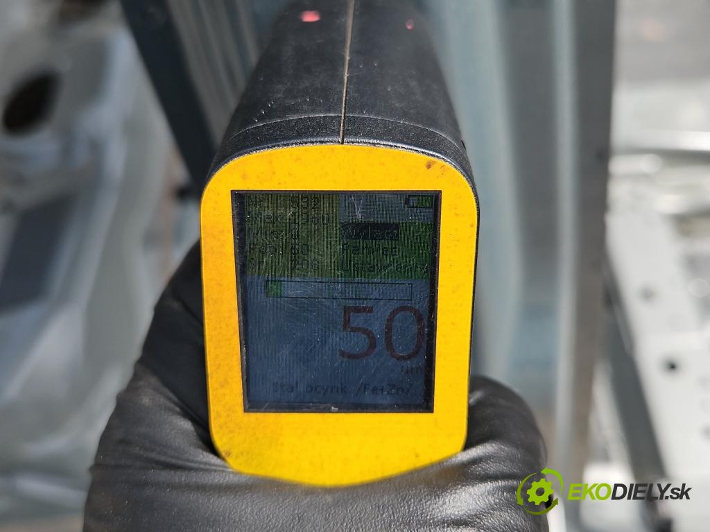 Jeep Renegade 2014- 2.0 CRD 140 HP manual 103 kW 1956 cm3 5- Práh: pravý  (Ostatné)