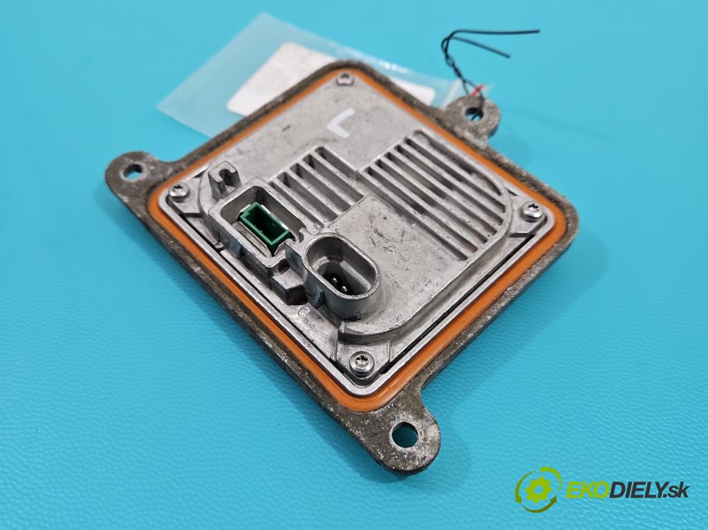 Land rover Discovery Sport 2014-2019 L550 2.0 T 241KM automatic 177 kW 1999 cm3 5- střídač: xenon A71154400DG (Riadiace jednotky xenónu)