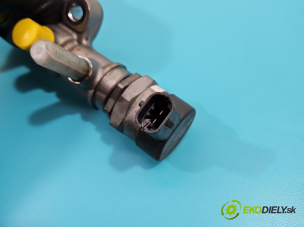 Toyota Auris II 2012-2018 1.4 D4D 90 HP manual 66 kW 1364 cm3 5- lišta vstrekovacia 0445214177 (Vstrekovacie lišty)