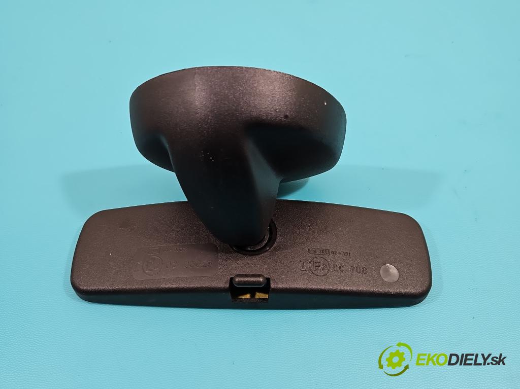 Nissan Juke I 2010-2019 1.2 T 116 hp manual 85 kW 1197 cm3 5- zpětné zrcátko vnitřní (Světla vnitřní)