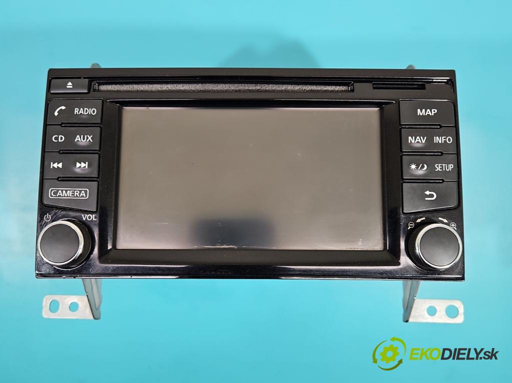 Nissan Juke I 2010-2019 1.2 T 116 HP manual 85 kW 1197 cm3 5- Radio originál 7612033119
