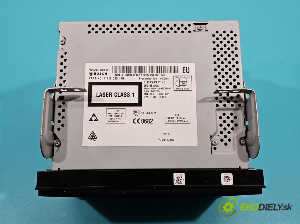Nissan Juke I 2010-2019 1.2 T 116 HP manual 85 kW 1197 cm3 5- Radio originál 7612033119
