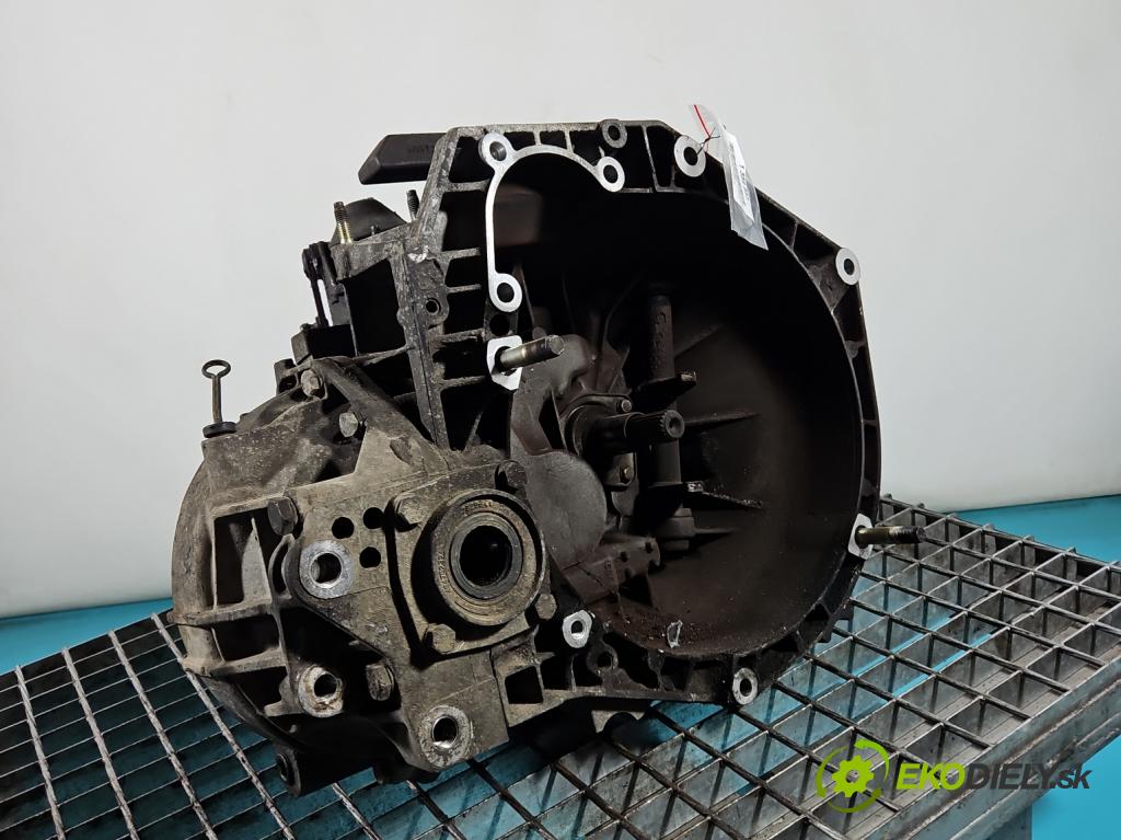 Alfa romeo 147 1.9 jtd 140 HP manual 103 kW 1910 cm3 5- prevodovka stupeň,rýchlosť manual 46433289
