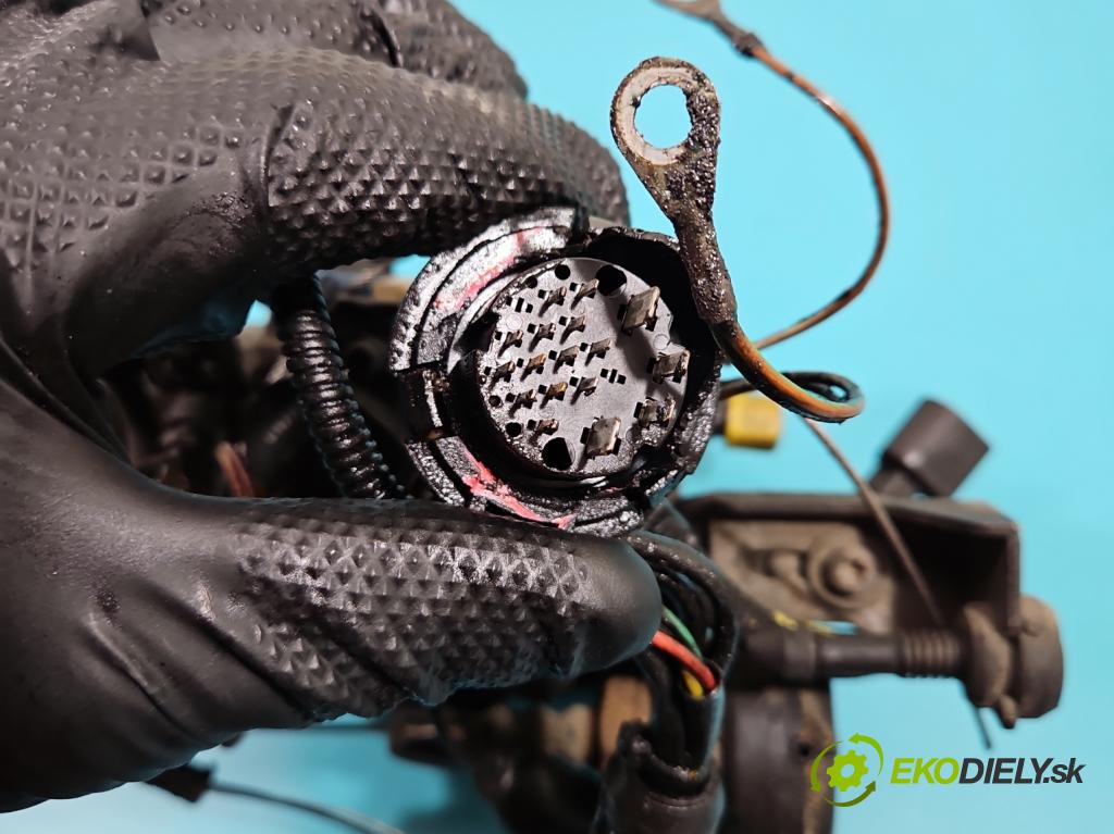 Vw Polo III 6N 1994-2001 1.9d 64 HP manual 47 kW 1896 cm3 5- čerpadlo vstrekovacia R8444B957C (Vstrekovacie čerpadlá)