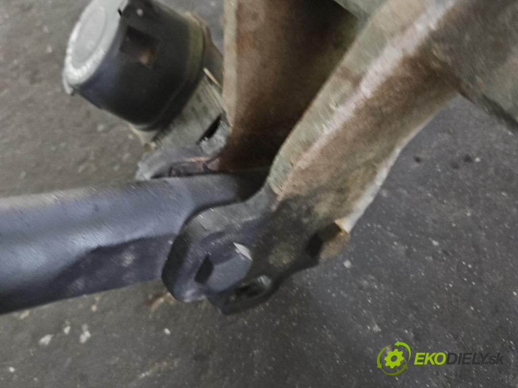 Vw Polo III 6N 1994-2001 1.9d 64 hp manual 47 kW 1896 cm3 5- oko tažné  (Tažná zařízení)