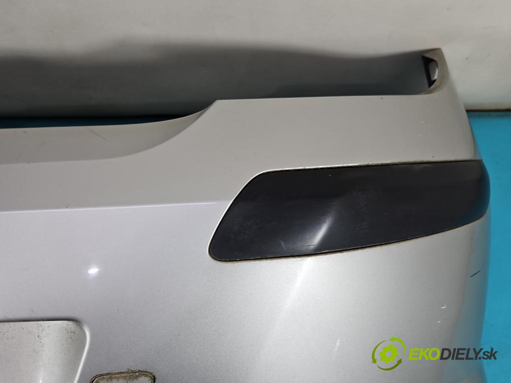 Peugeot 308 I 2007-2013 1.4 16V 95 hp manual 70 kW 1397 cm3 5- nárazník zadní  (Ostatné)