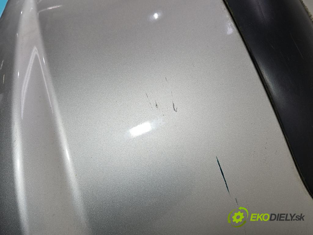 Peugeot 308 I 2007-2013 1.4 16V 95 hp manual 70 kW 1397 cm3 5- nárazník zadní  (Ostatné)