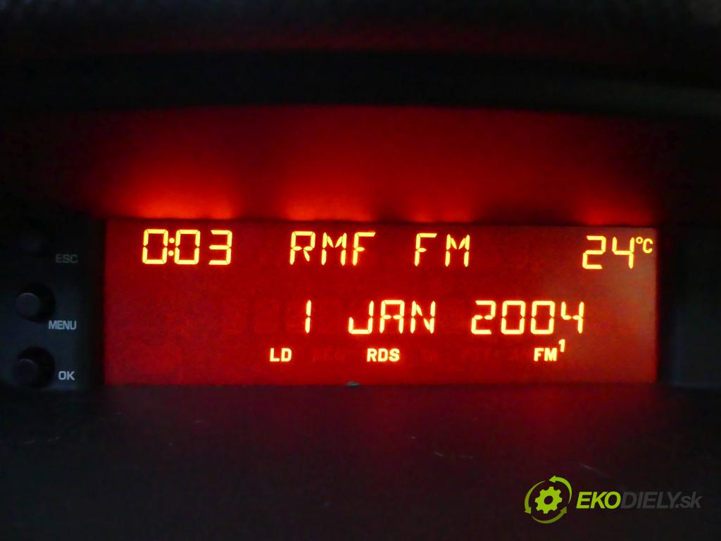 Peugeot 308 I 2007-2013 1.4 16V 95 HP manual 70 kW 1397 cm3 5- Zobrazit: 96644840XT (Prístrojové dosky, displeje)