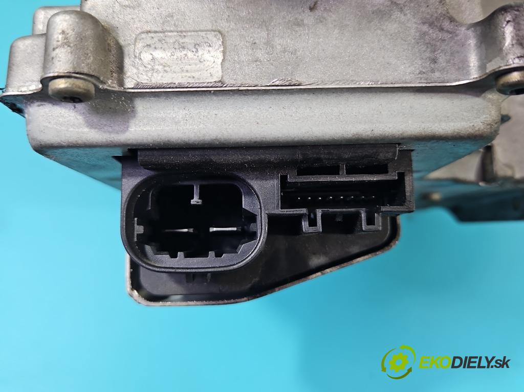 Renault Megane II 2003-2008 1.9 dci 120 HP manual 88 kW 1870 cm3 4- čerpadlo posilovač 8200246631B (Servočerpadlá, pumpy riadenia)