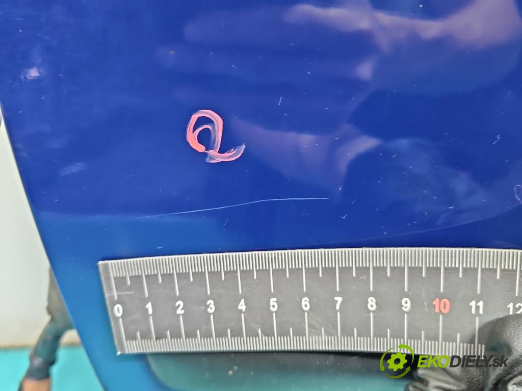 Toyota Corolla E12 2001-2009 1.4 16v 97KM manual 71 kW 1398 cm3 3- dvere predné ľavé  (Ostatné)