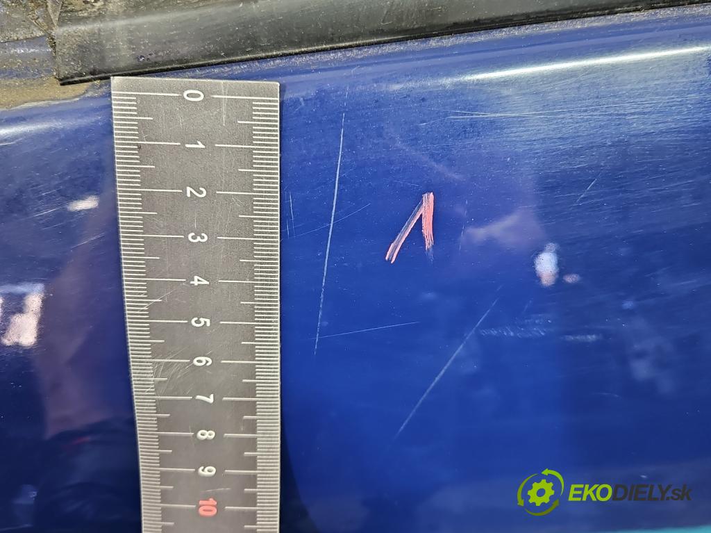 Toyota Corolla E12 2001-2009 1.4 16v 97KM manual 71 kW 1398 cm3 3- dvere predné ľavé  (Ostatné)