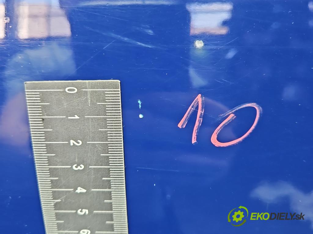 Toyota Corolla E12 2001-2009 1.4 16v 97KM manual 71 kW 1398 cm3 3- dvere predné ľavé  (Ostatné)