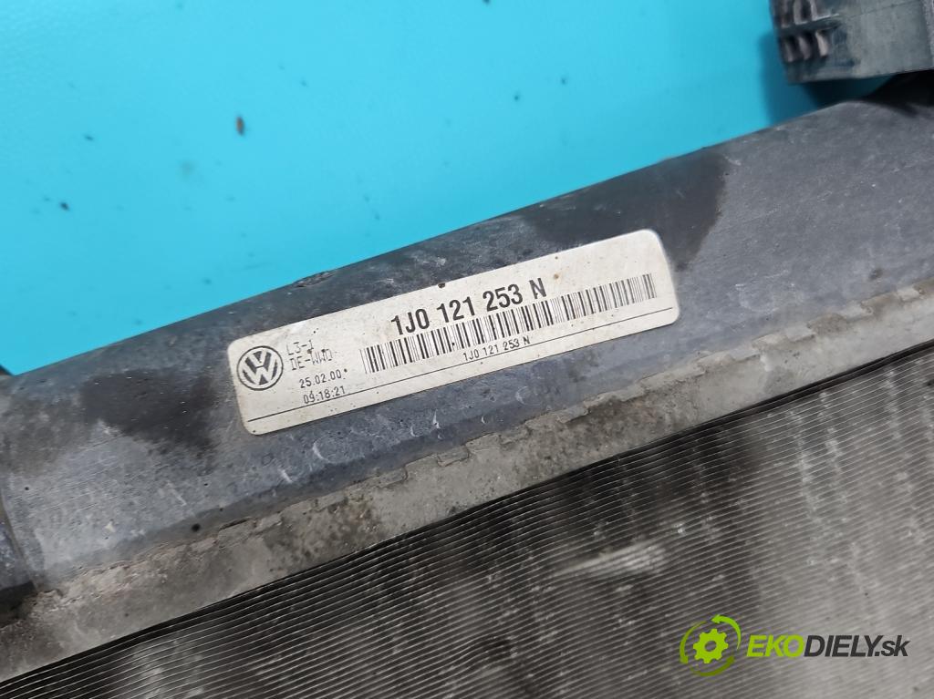 Vw Bora 1.6 SR 101 HP manual 74 kW 1595 cm3 4- chladič voda:  (Chladiče vody)