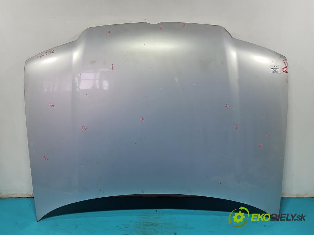 Vw Bora 1.6 SR 101 HP manual 74 kW 1595 cm3 4- kapota predná