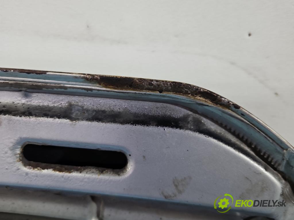 Vw Bora 1.6 SR 101 HP manual 74 kW 1595 cm3 4- kapota predná