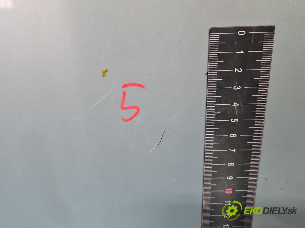 Vw Bora 1.6 SR 101 HP manual 74 kW 1595 cm3 4- kapota predná