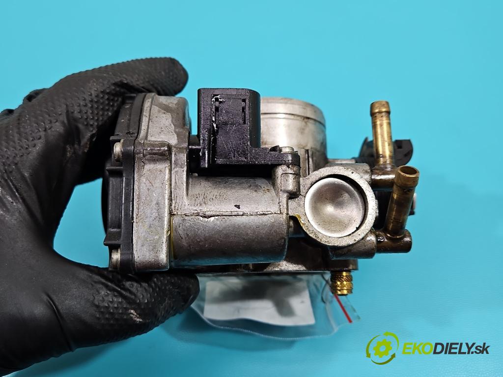 Vw Golf IV 1997-2003 1.8 20V 125 HP manual 92 kW 1781 cm3 3- klapka 06A133064M (Škrtiace klapky)