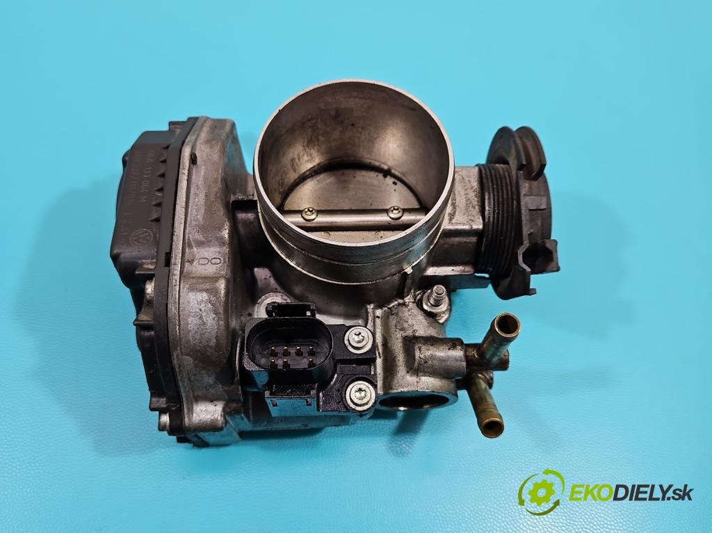 Vw Golf IV 1997-2003 1.8 20V 125 HP manual 92 kW 1781 cm3 3- klapka 06A133064M (Škrtiace klapky)