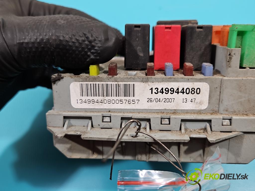 Fiat Ducato III 2006-2014 2.3 jtd 120 hp manual 88 kW 2287 cm3 5- skříňka pojistková 1349944080 (Pojistkové skříňky)