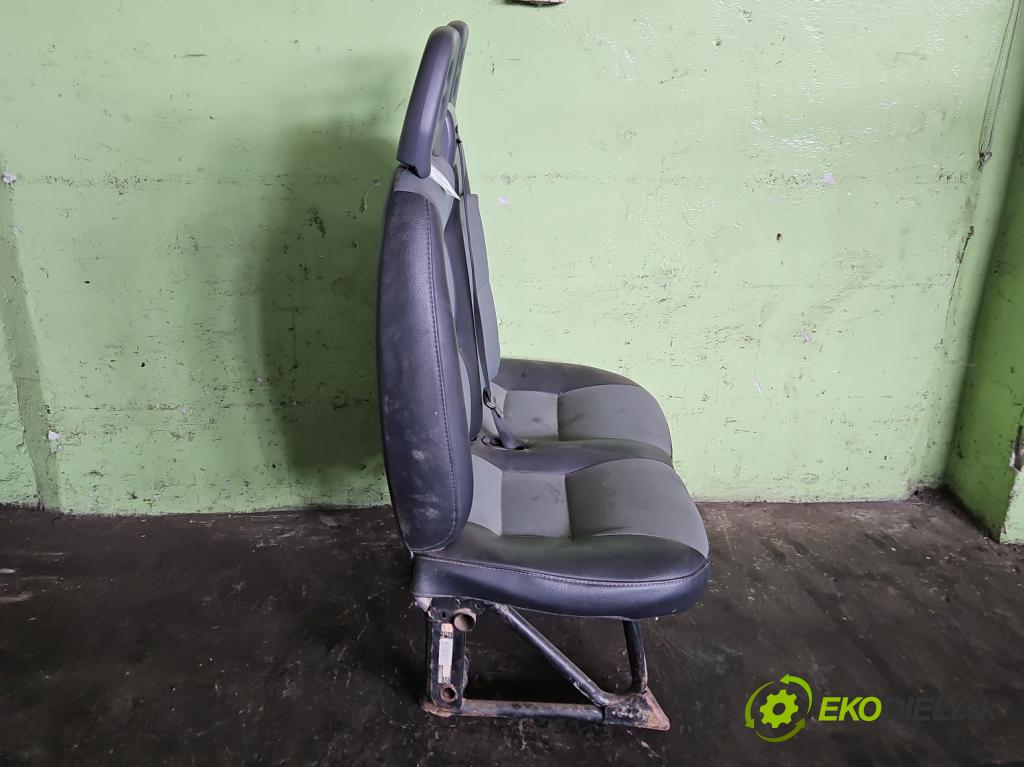 Fiat Ducato III 2006-2014 2.3 jtd 120 HP manual 88 kW 2287 cm3 5- Sedačka pravý  (Sedačky, sedadlá)