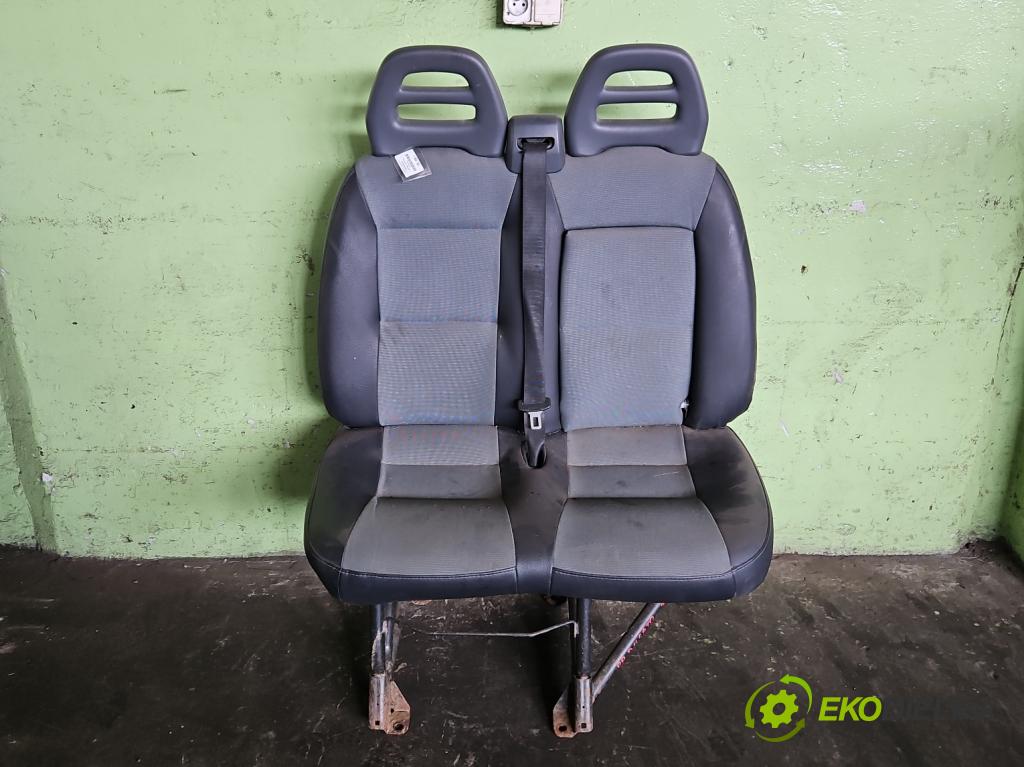 Fiat Ducato III 2006-2014 2.3 jtd 120 HP manual 88 kW 2287 cm3 5- Sedačka pravý  (Sedačky, sedadlá)
