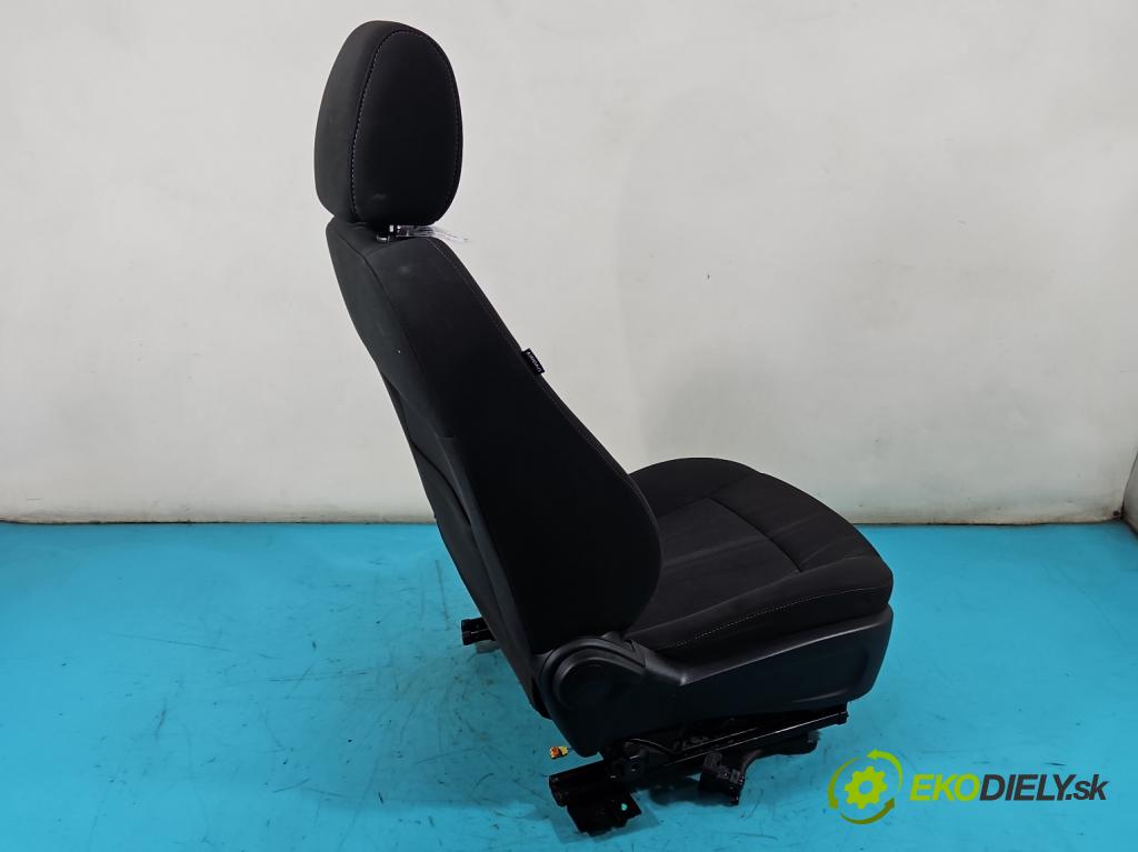 Chevrolet Aveo T300 2011-2014 1.2 16V 86 HP manual 63 kW 1229 cm3 4- Sedačka pravý  (Sedačky, sedadlá)
