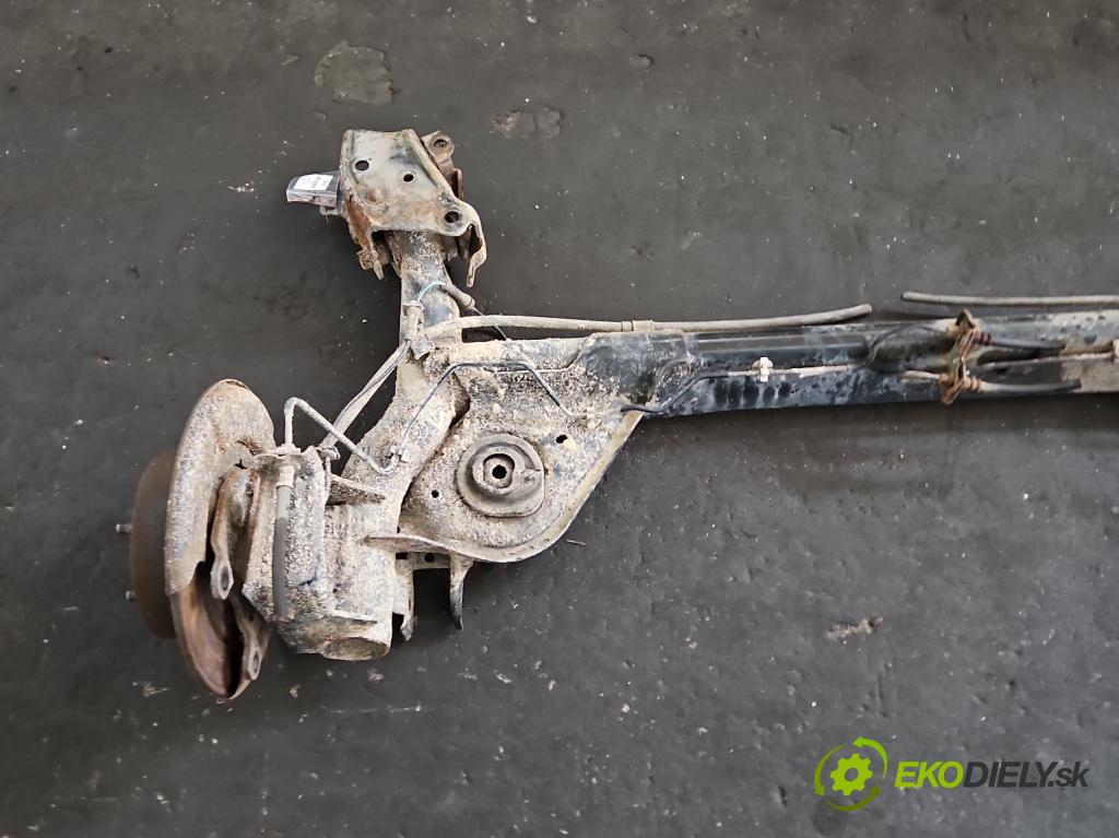 Nissan Juke I 2010-2019 1.2 T 116 hp manual 85 kW 1197 cm3 5- zadní výztuha  (Výztuhy zadní)