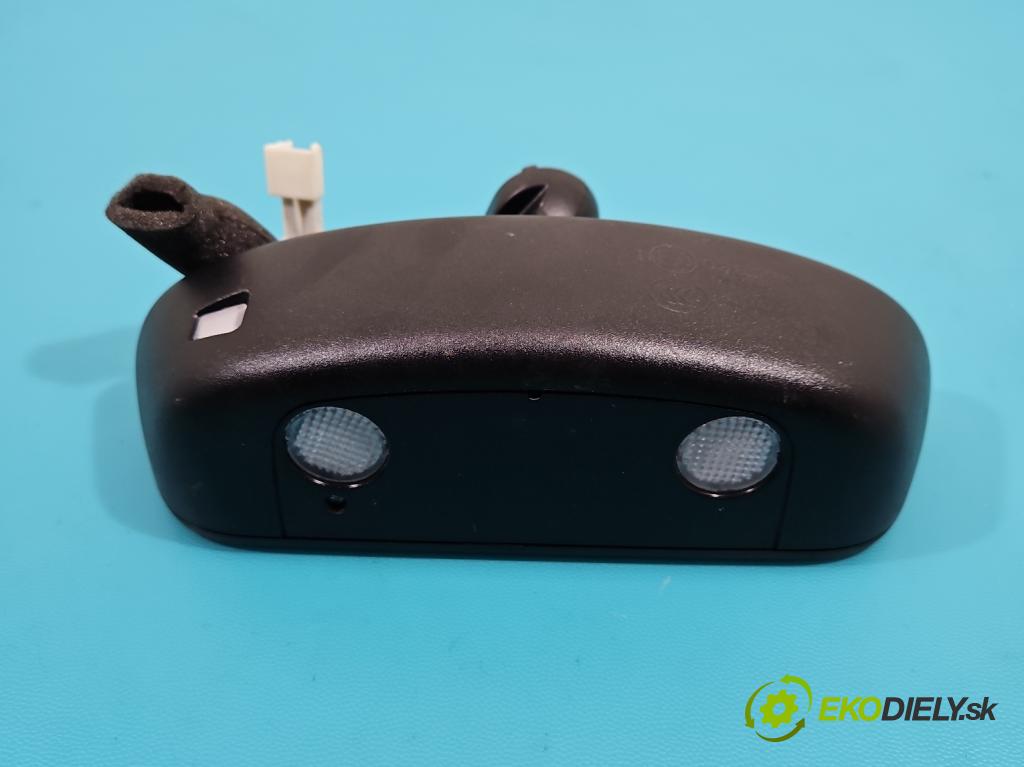 Mercedes GLA X156 2013-2019 1.6 T 156 HP automatic 115 kW 1595 cm3 5- zrkadlo uvnitř:  (Spätné zrkadlá vnútorné)