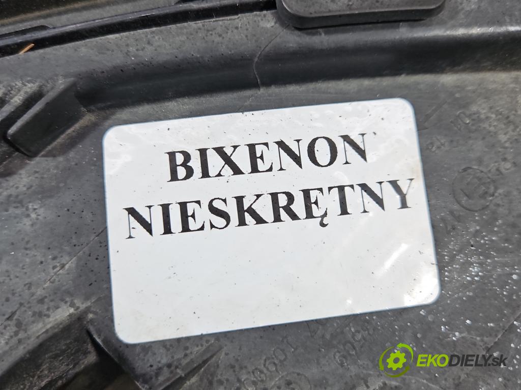 Mercedes GLA X156 2013-2019 1.6 T 156 hp automatic 115 kW 1595 cm3 5- světlo levý A1569061700 (Klika dveří ostatní)