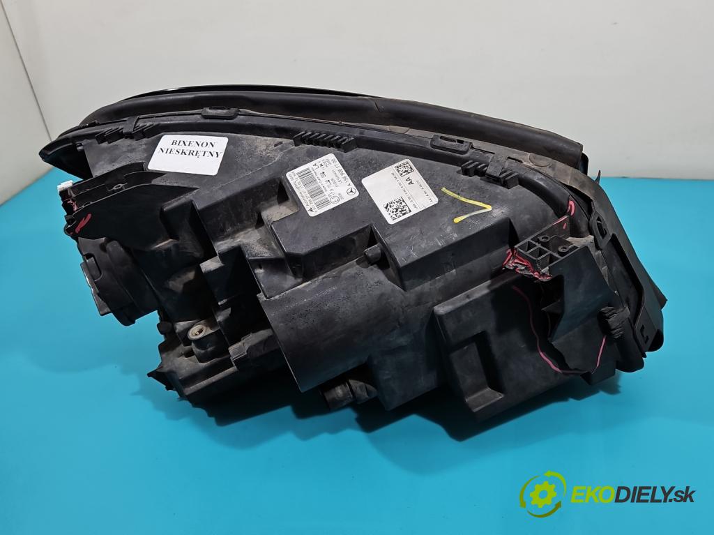 Mercedes GLA X156 2013-2019 1.6 T 156 hp automatic 115 kW 1595 cm3 5- světlo levý A1569061700 (Klika dveří ostatní)