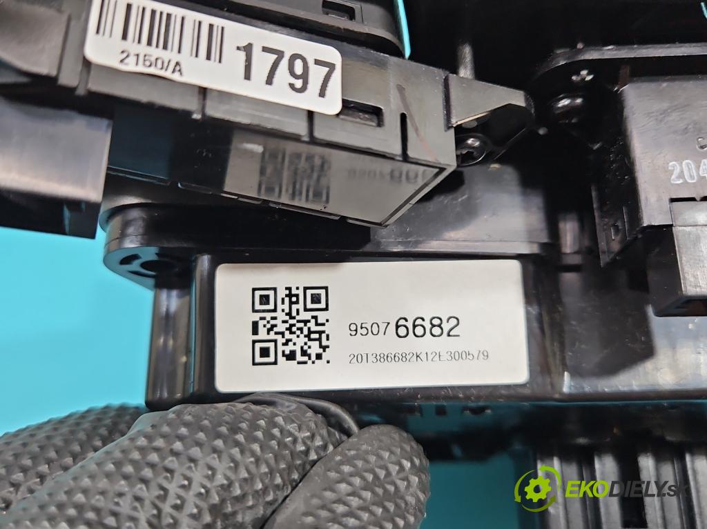 Chevrolet Aveo T300 2011-2014 1.2 16V 86 HP manual 63 kW 1229 cm3 4- panel kúrenia 95076682