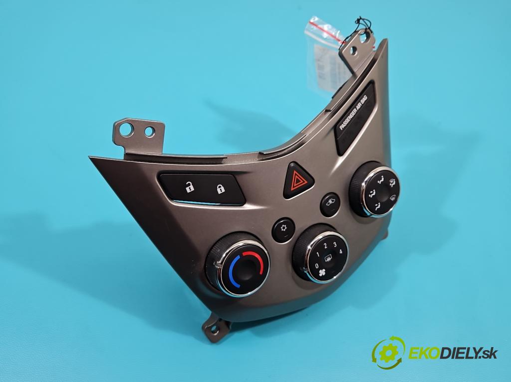 Chevrolet Aveo T300 2011-2014 1.2 16V 86 HP manual 63 kW 1229 cm3 4- panel kúrenia 95076682