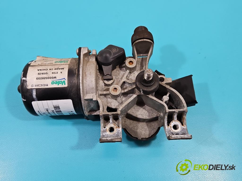 Chevrolet Aveo T300 2011-2014 1.2 16V 86 hp manual 63 kW 1229 cm3 4- motor stěračů přední A0104