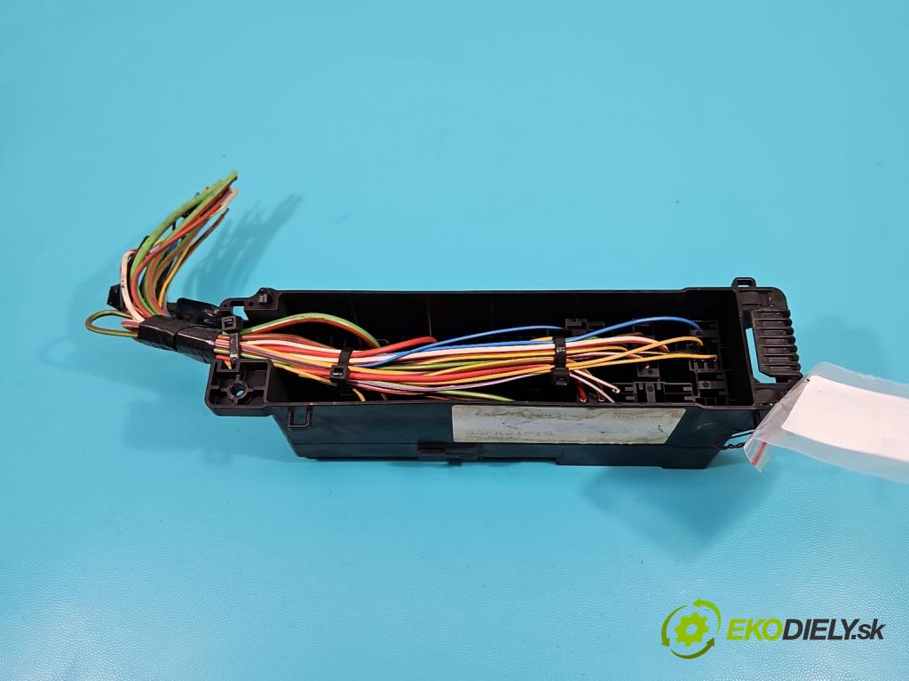 Ford Focus Mk3 2010-2018 1.6 tdci 95 hp manual 70 kW 1560 cm3 5- skříňka pojistková 55FK01P1B (Pojistkové skříňky)