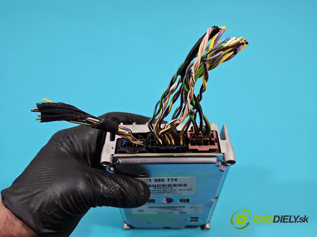 Land rover Discovery Sport 2014-2019 L550 2.0 T 241KM automatic 177 kW 1999 cm3 5- Zesilovač: FK72-19C164-ZE (Zosilňovače)