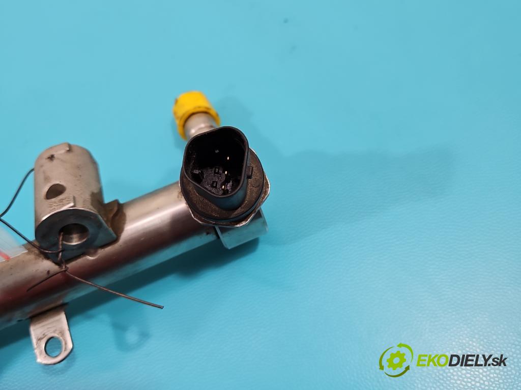 Land rover Discovery Sport 2014-2019 L550 2.0 T 241KM automatic 177 kW 1999 cm3 5- lišta vstrekovacia 0261555115 (Vstrekovacie lišty)